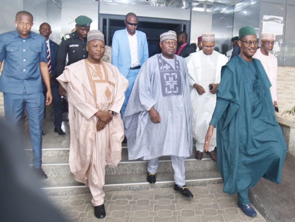 The Hon. Minister of Housing and Urban Development, Arc. Ahmed Dangiwa, the Hon. Minister of State, Abdullahi Tijjani Gwarzo, and management staff of the Ministry  receives the  Executive Governor of Nasarawa state, Engr. Abdullahi Sule on a courtesy visit to the Ministry’s headquarters, Mabushi, Abuja on the 29th of April, 2024.