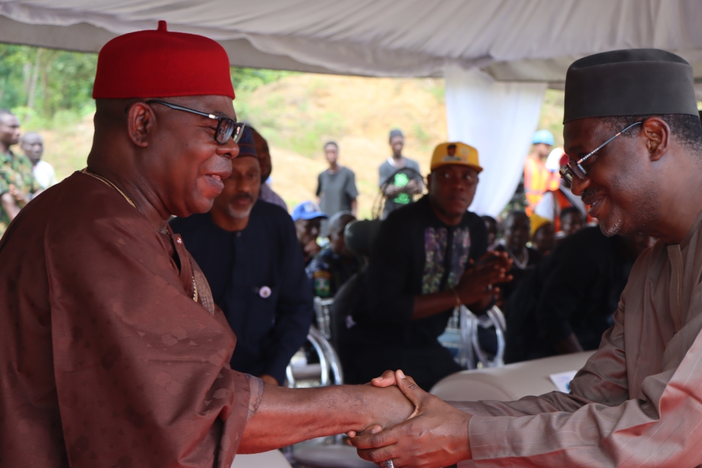His Excellency, Rt. Hon. (Elder) Sheriff Francis Orohwedor Oborevwori, Governor, Delta State, Represented by the Deputy Governor, H.E, Sir. Monday Onyeme, FCA, Honourable Minister of Housing and Urban Development, Arc. Ahmed Musa Dangiwa FNIA and other management staff at the Official Ground Breaking ceremony of the 250 Housing Units Renewed Hope Estate, Ekpan, Uvwie LGA, Delta State on the 29th June, 2024