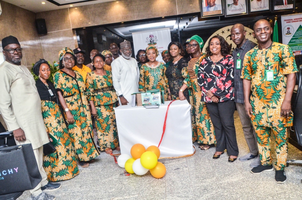 Hon Minister, Arc Ahmed Dangiwa,  Hon Minister of State, Yusuf Ata, Permanent Secretary Dr Shuaib Belgore and the SERVICOM Presidency, National Coordinator, Mrs Nnenna Akameje during the launch of the Federal Ministry of Housing and Urban Development Service Charter, Wednesday,  April 9th, 2025