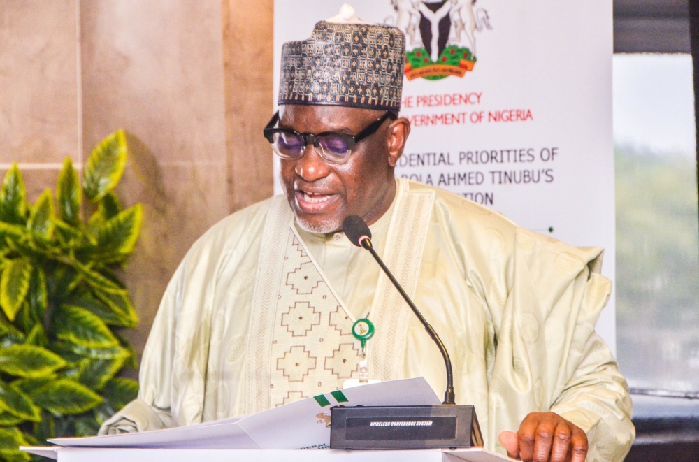 Hon Minister, Arc Ahmed Dangiwa,  Hon Minister of State, Yusuf Ata, Permanent Secretary Dr Shuaib Belgore and the SERVICOM Presidency, National Coordinator, Mrs Nnenna Akameje during the launch of the Federal Ministry of Housing and Urban Development Service Charter, Wednesday,  April 9th, 2025