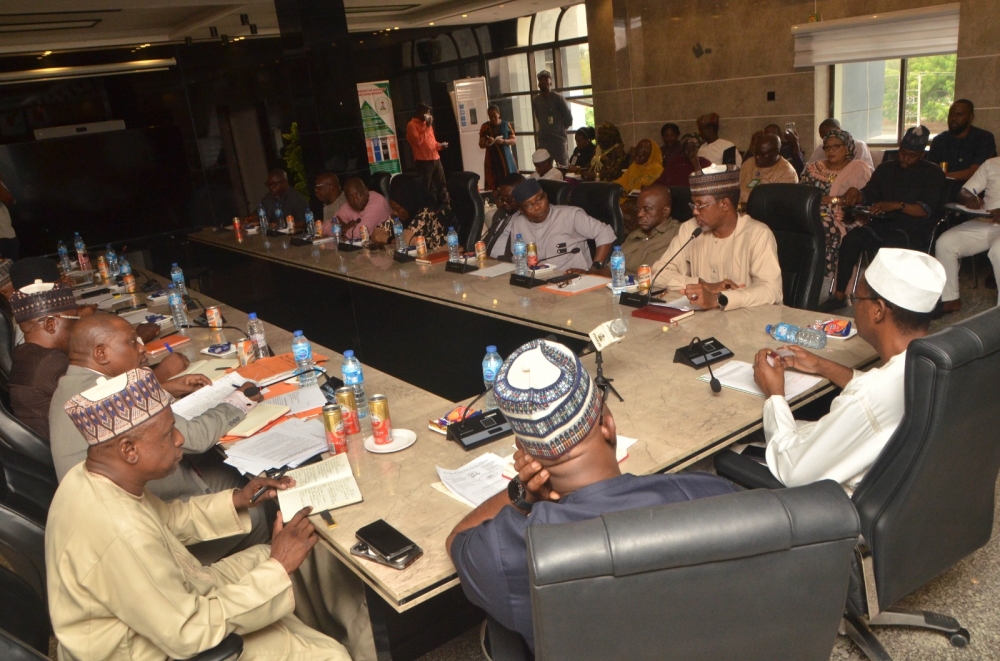 National leadership of Association of Senior Civil Servant of Nigeria (ASCSN), on a Courtesy visit to the Hon. Minister of Housing and urban Development, Arch. Ahmed Musa Dangiwa, Tuesday 29th April, 2025