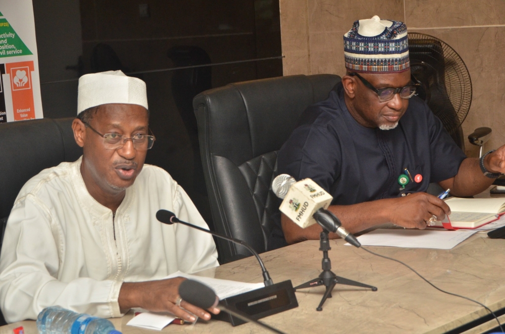 National leadership of Association of Senior Civil Servant of Nigeria (ASCSN), on a Courtesy visit to the Hon. Minister of Housing and urban Development, Arch. Ahmed Musa Dangiwa, Tuesday 29th April, 2025