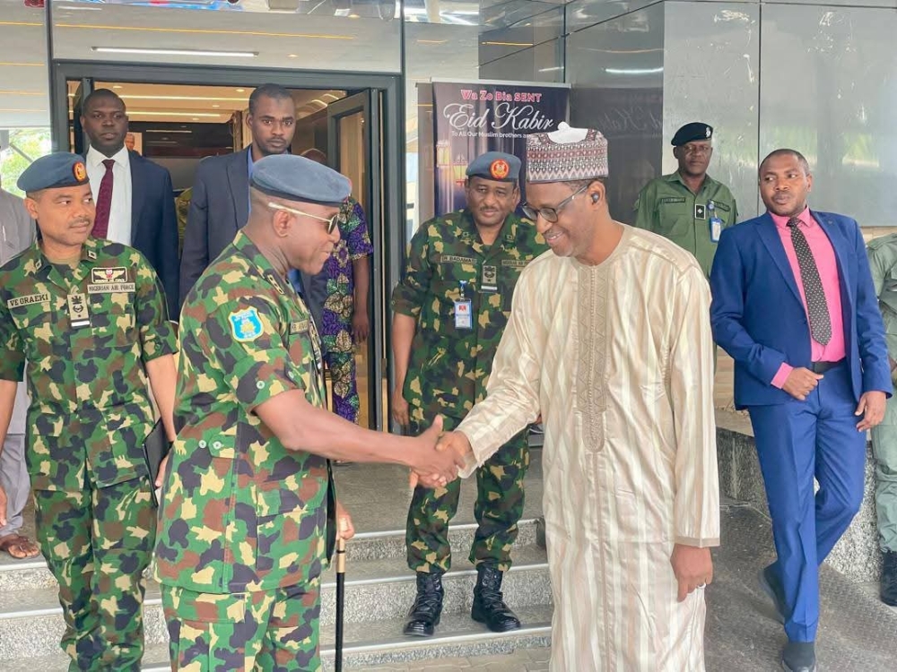 Hon Minister,  Housing and Urban Development, Arc Ahmed Musa Dangiwa received the Nigerian Chief of Air Staff, Air Marshal Hasan Bala Abubakar on a visit to the Ministry,  Wednesday,  4th June, 2025.
