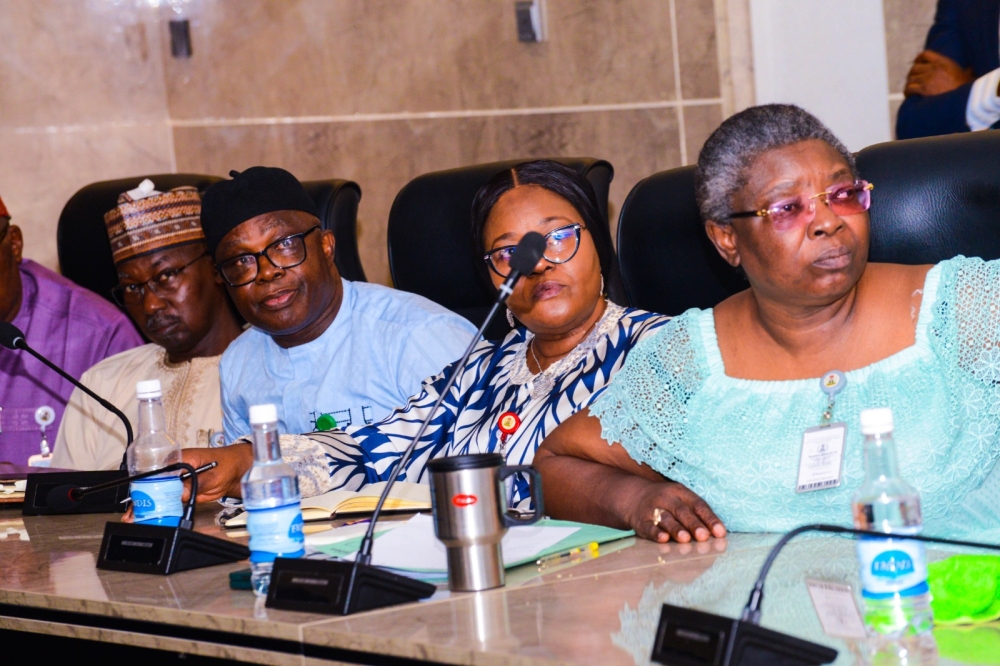 Photo News: The Hon Minister, Housing and Urban Development, Arc Ahmed Musa Dangiwa FNIA, FCIB, Permanent Secretary, Dr Shuaib Muhammad Lamido Belgore,  NIPOM, OON and other top management staff at the commissioning of the Ministry’s  Contract Performance and Compliance Project Monitoring System and the Transactional Housing Fraud Reporting web-portal (https://reports.fmhud.gov.ng) platforms at the Ministry’s Headquarter, 28th August, 2025.