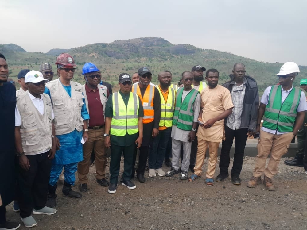 Hon Minister,  FMHUD,  Engr Muttaqha Rabe Darma, Hon Minister of State, Hon. Yusuf Ata, the Permanent Secretary and other management staff of the Ministry on inspection visit to Karsana Renewed Hope City and Federal Govt Military Housing Estate (Brain & Hammers), Abuja. ,April 30th, 2026
