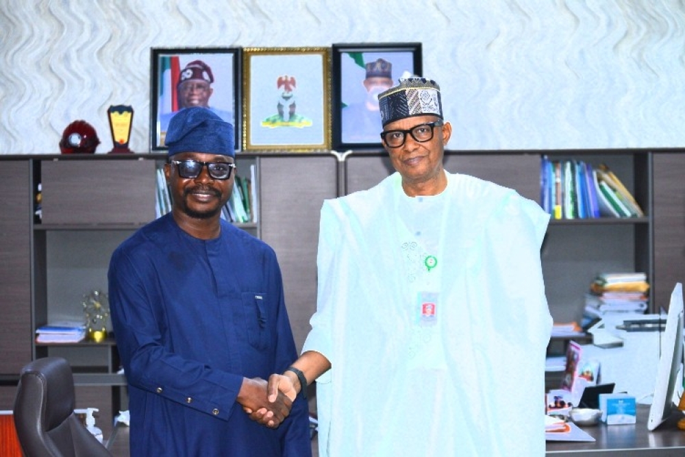 Meeting of the Hon Minister,  FMHUD,  Engr Muttaqha Rabe Darma,  PhD and convener of the Renewed Hope Housing PPP Summit,  Dr Olayemi Shodinmu